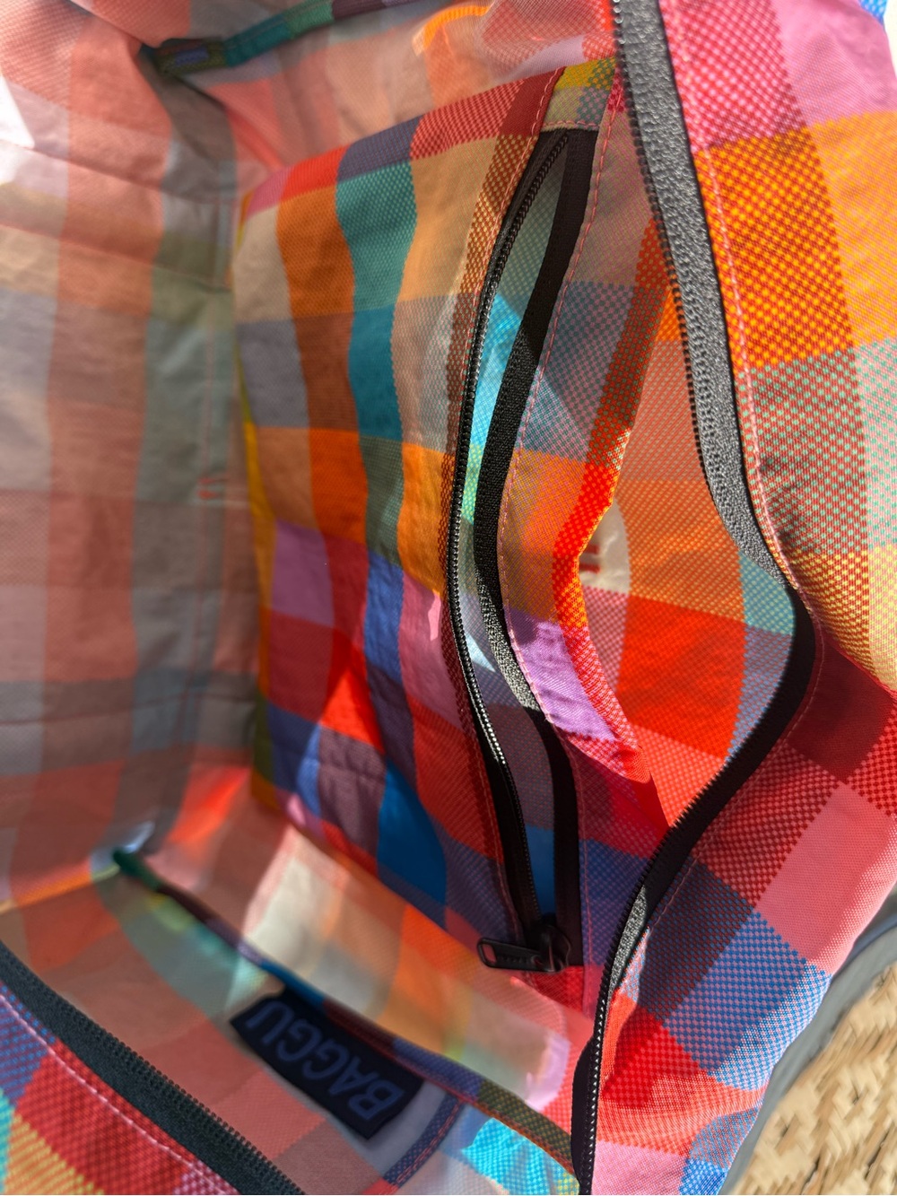 BAGGU Small Cloud Carryon in retired Madras - Picture 4 of 5